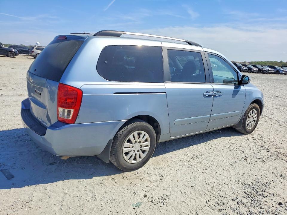2014 KIA Sedona lx