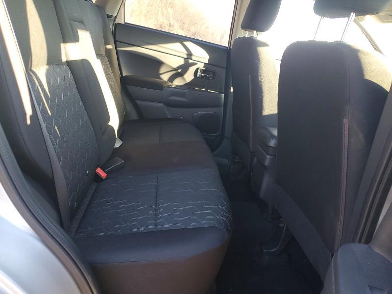 2024 Mitsubishi Outlander Sport s