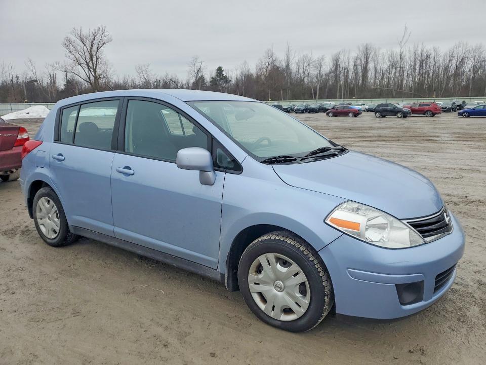2010 Nissan Versa 1.8 s