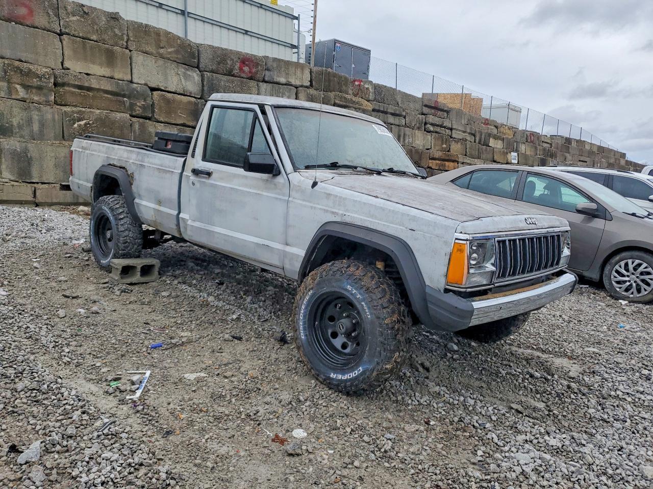 1986 Jeep Comanche Custom