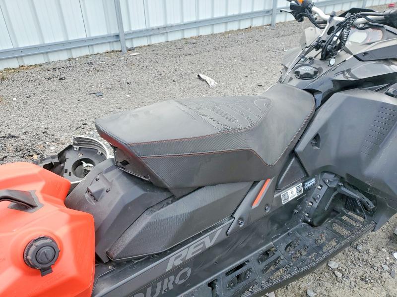 2019 Skidoo Renegade X E-TEC 850