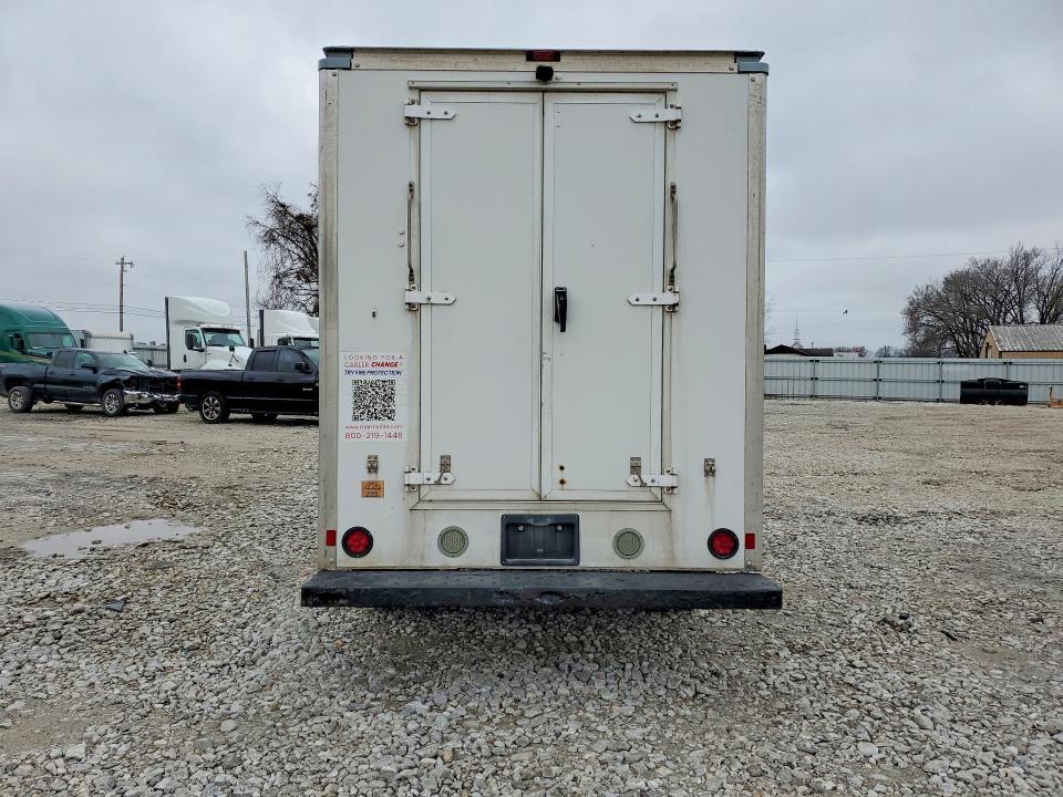 2015 Chevrolet Express Delivery Truck