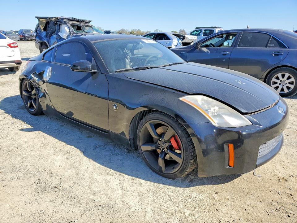 2005 Nissan 350z Base