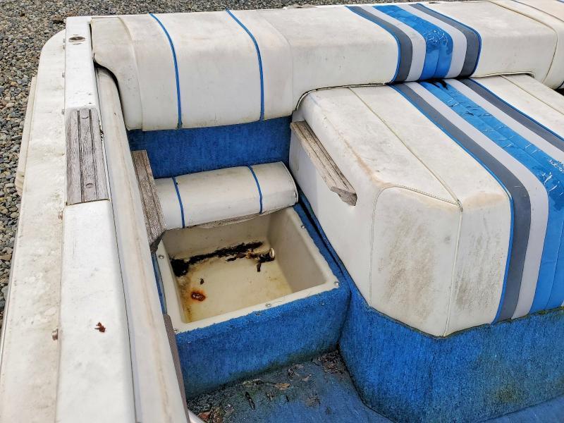 1990 SER 200 BOW Rider-Boat