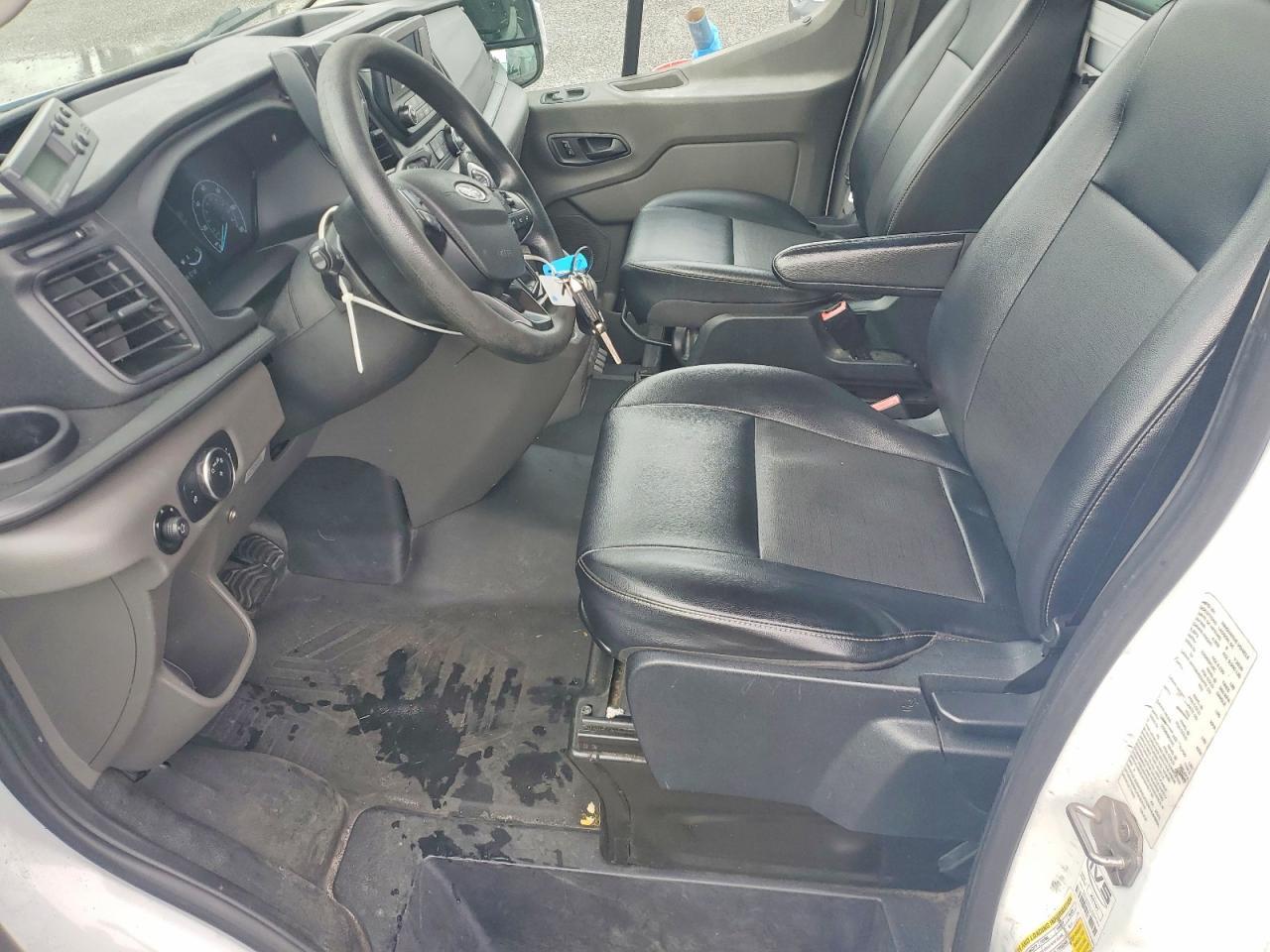 2020 Ford Transit Delivery Truck