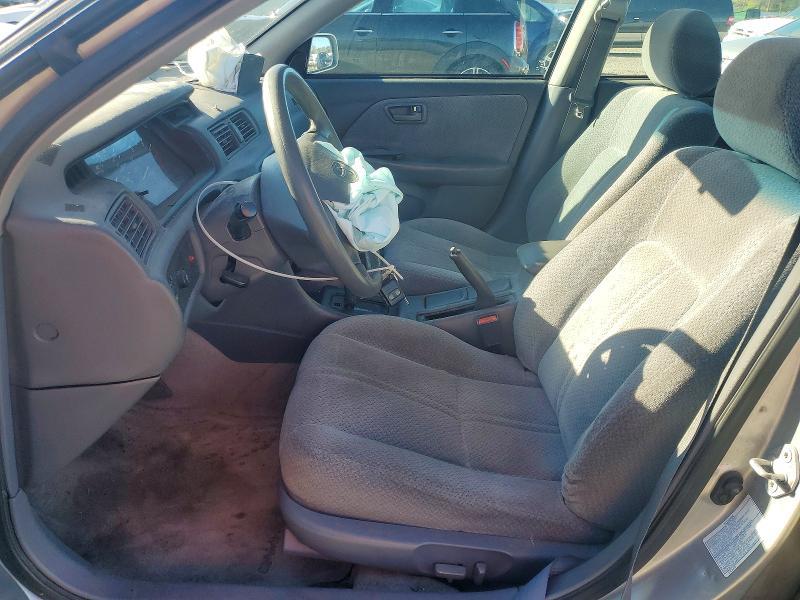 2001 Toyota Camry le