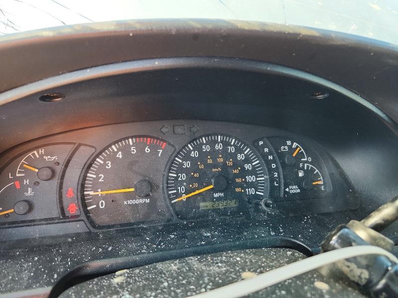 2004 Toyota Tundra SR5