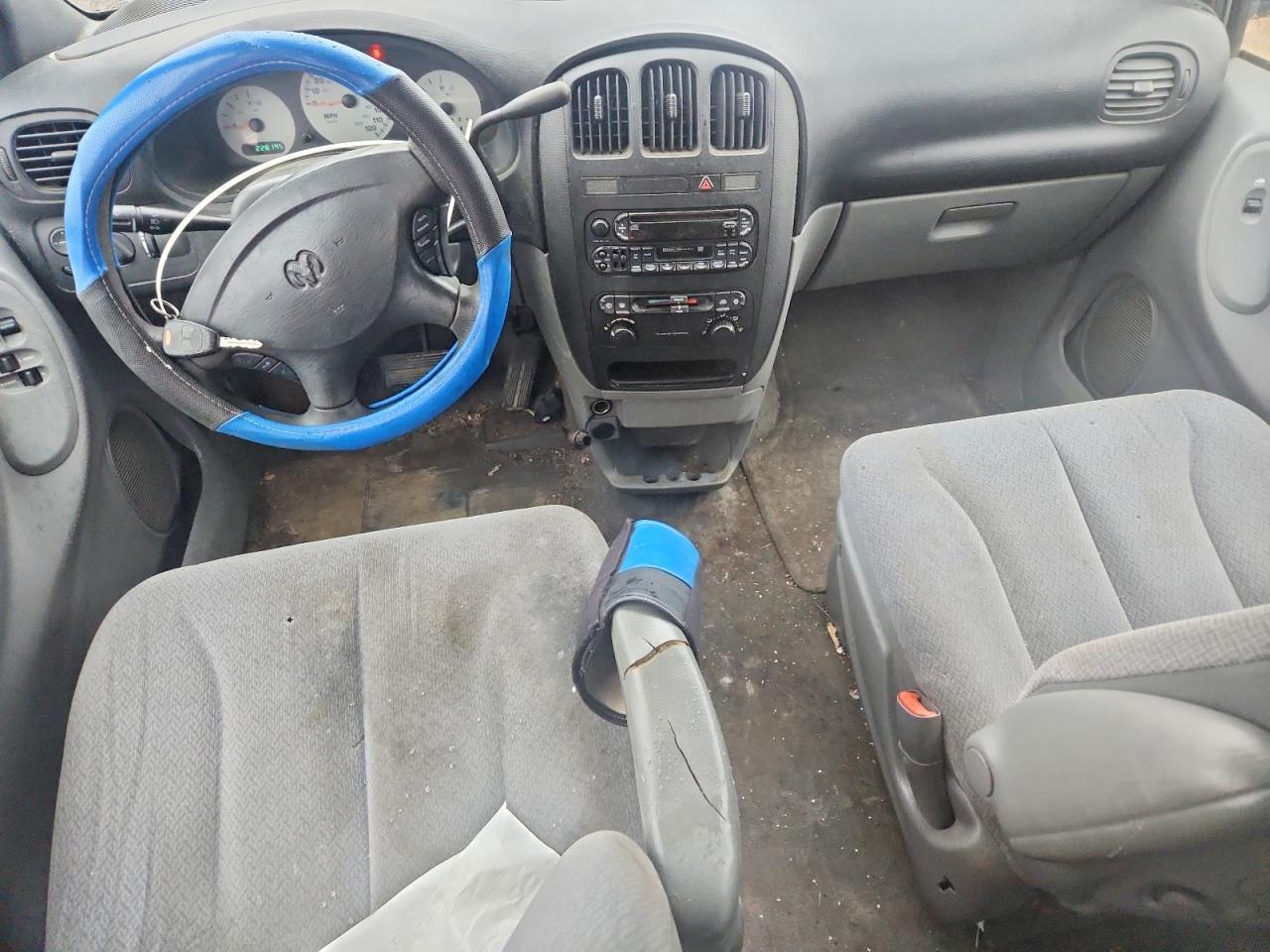 2004 Dodge Caravan sxt