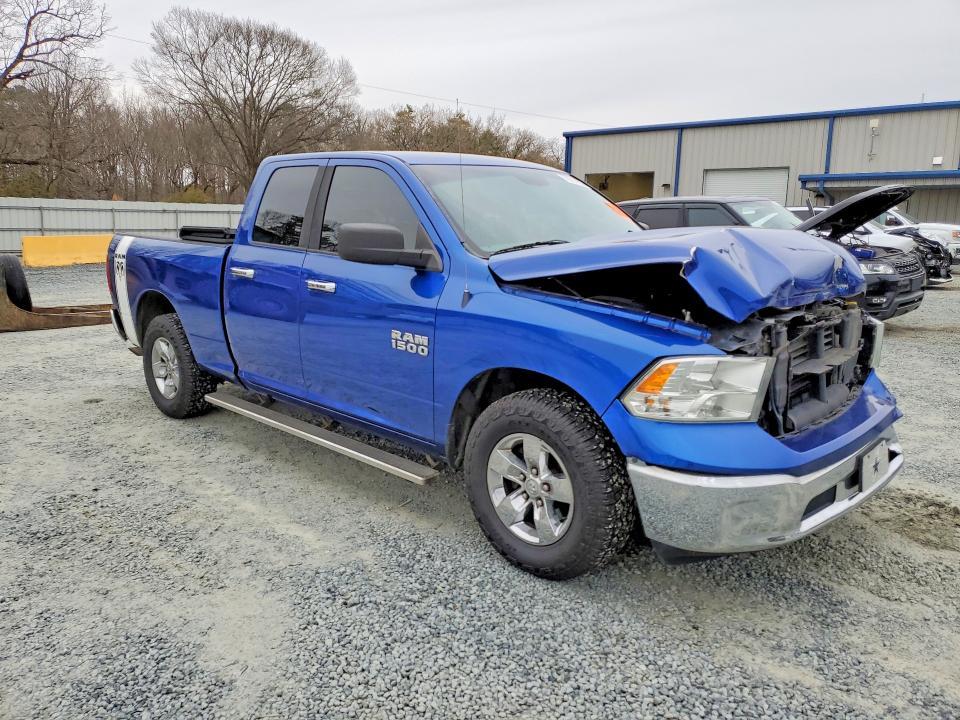 2015 Dodge RAM 1500 SLT