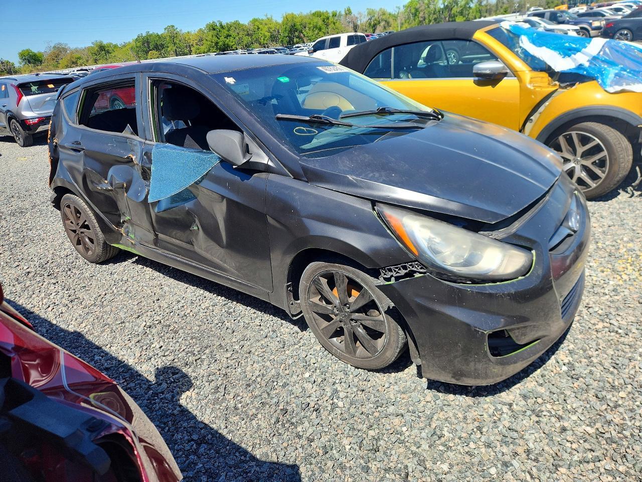 2013 Hyundai Accent se