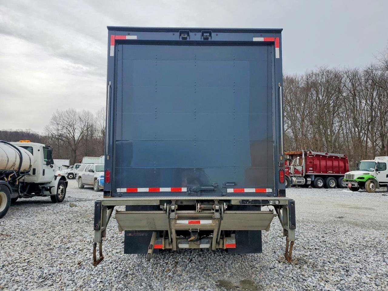 2020 Hino 195 BOX Truck