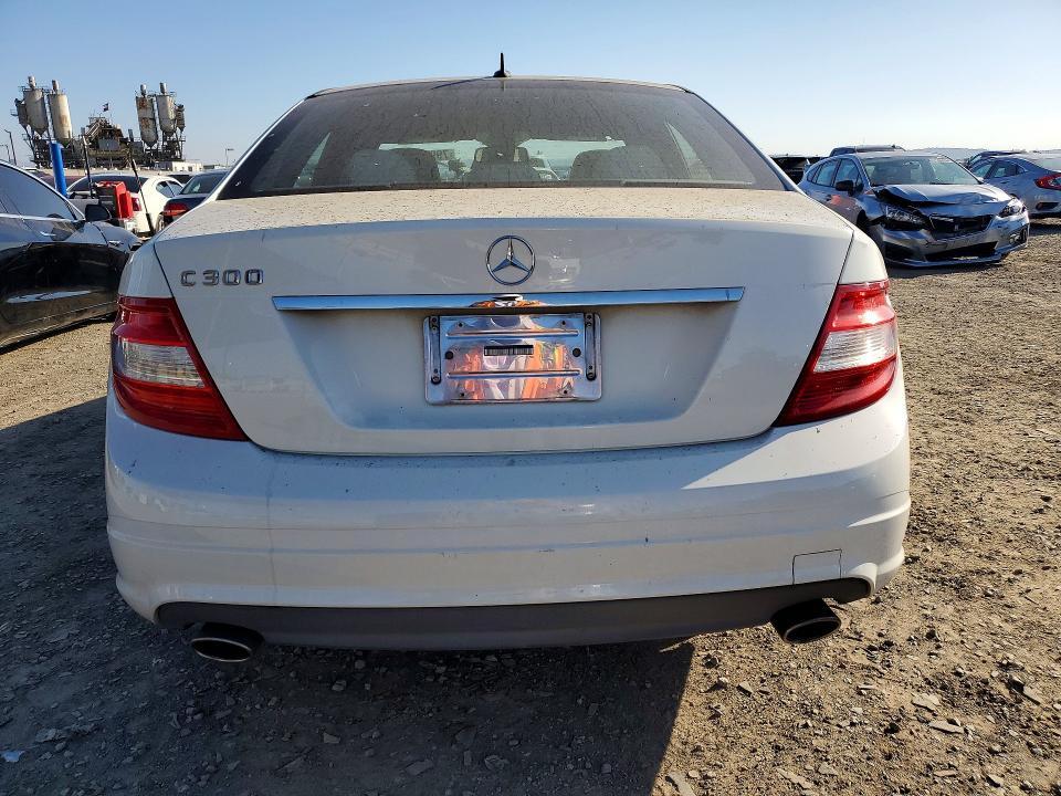 2011 Mercedes-Benz C300