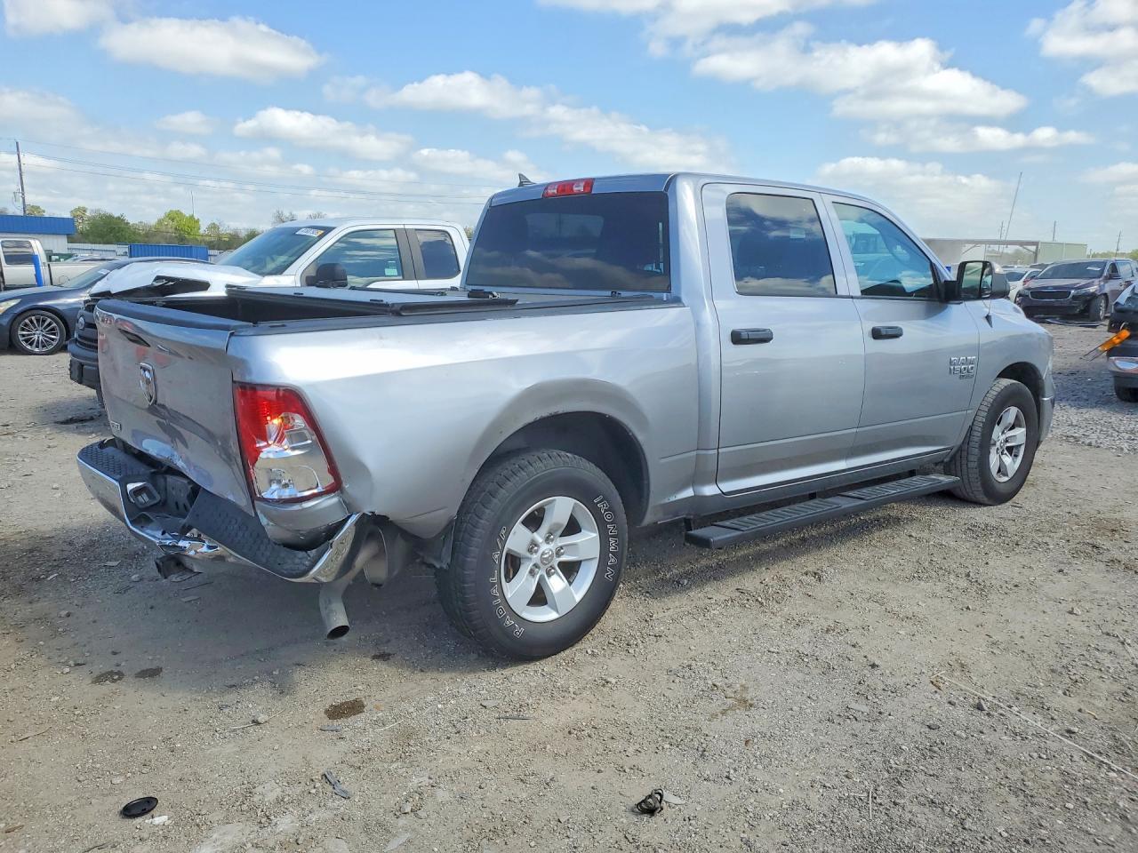 2022 Dodge RAM 1500 Classic SLT