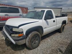 Salvage trucks for sale at Hueytown, AL auction: 2000 Chevrolet Silverado C1500