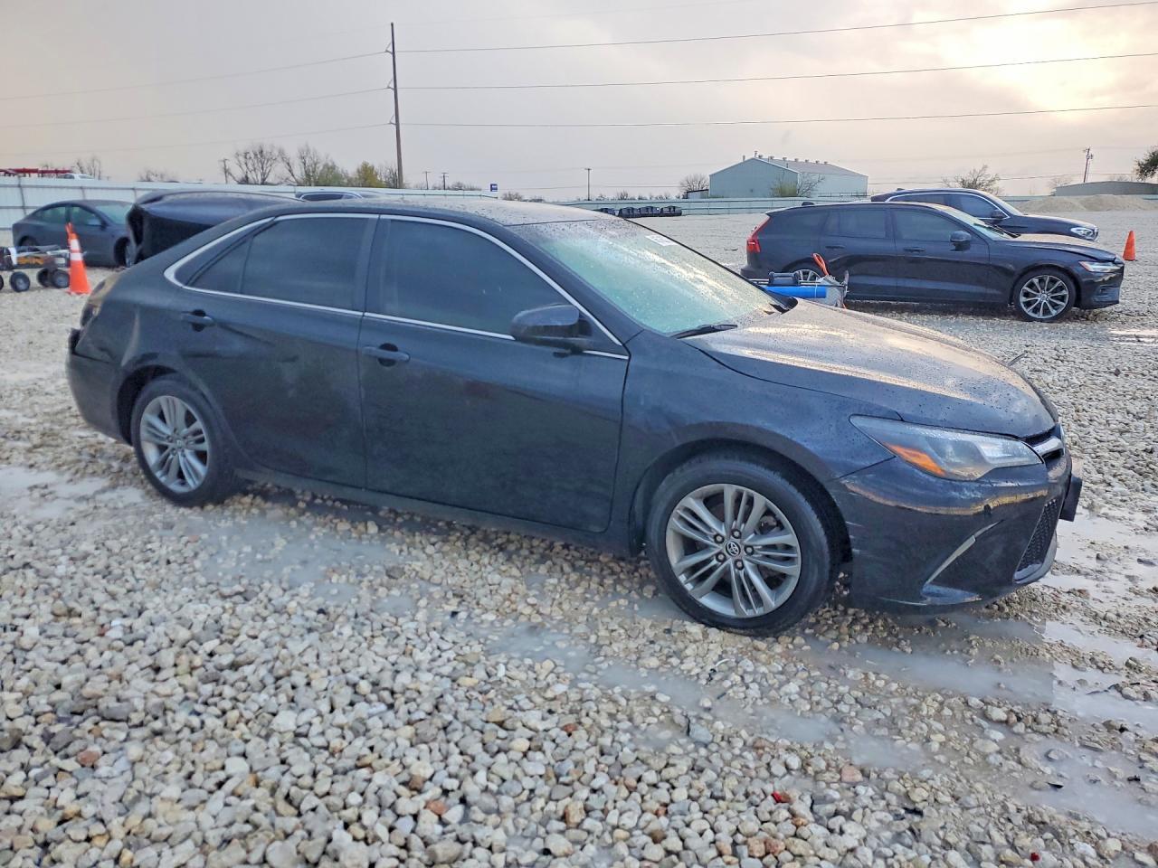 2015 Toyt Camry