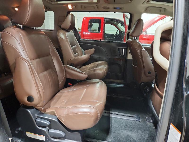 2015 Toyota Sienna Limited Premium 7-passenger