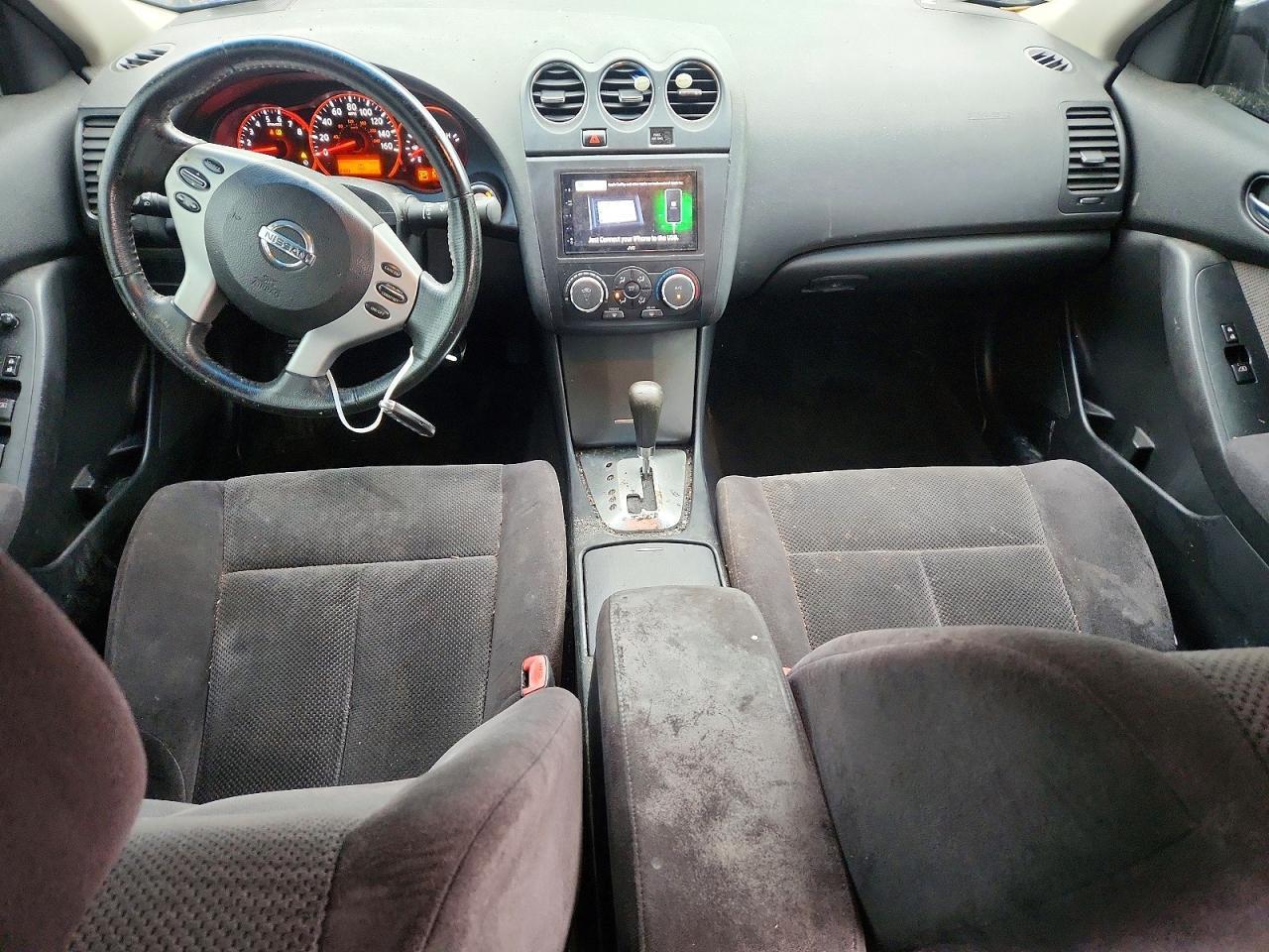 2009 Niss Altima