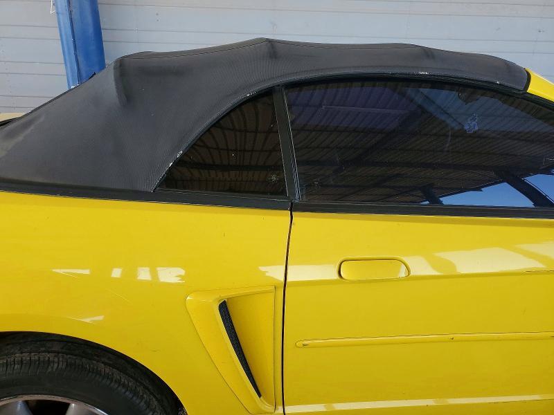 2001 Ford Mustang
