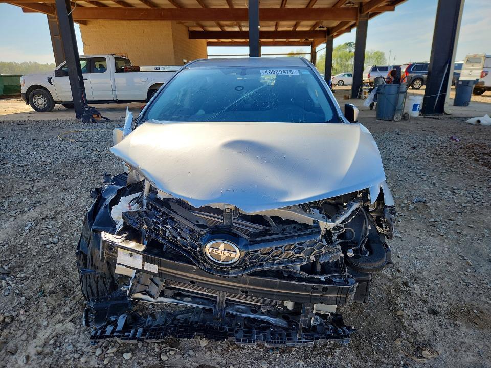 2016 Scion Im Base