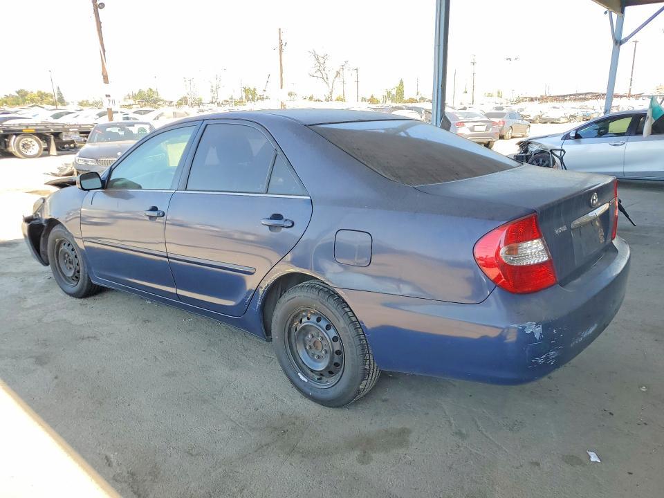 2003 Toyota Camry le