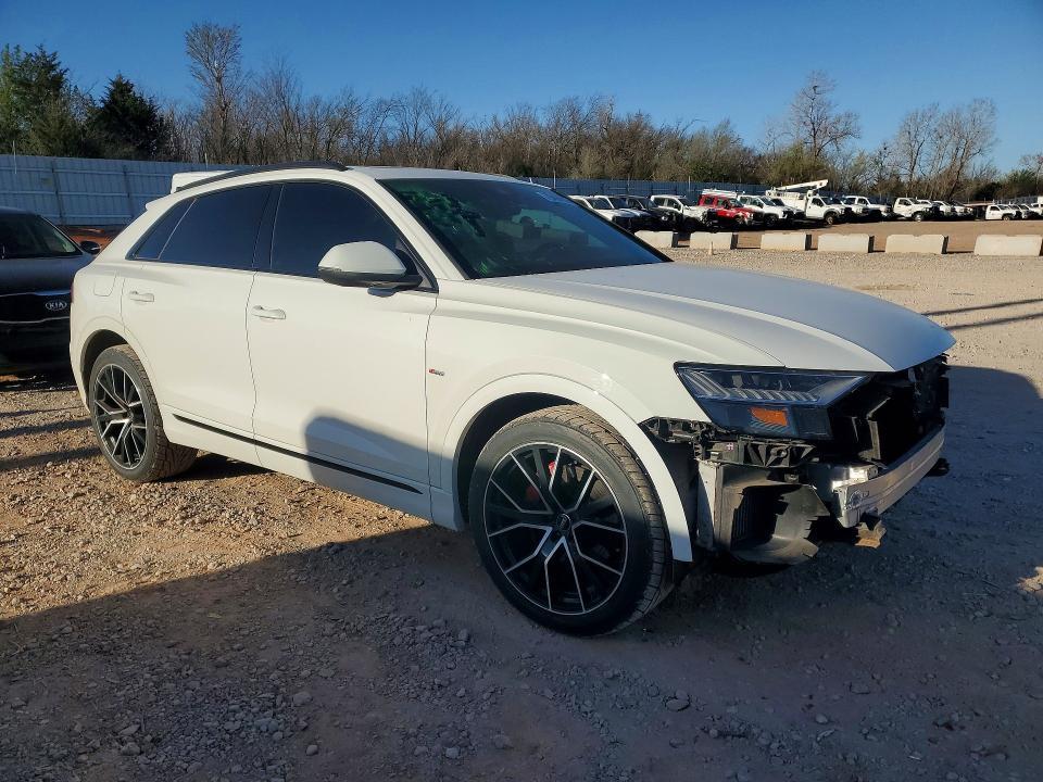 2021 Audi Q8 Prestige S-line