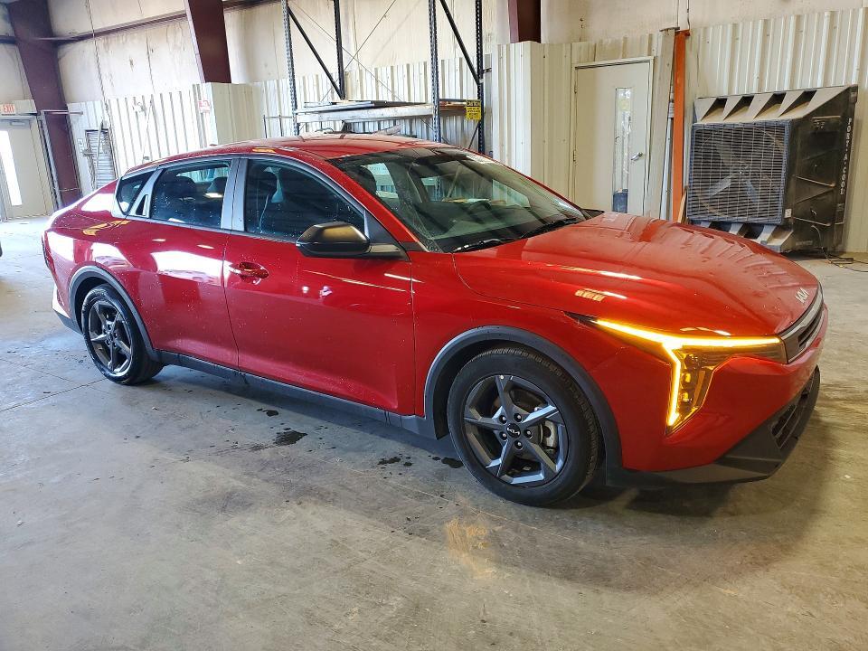 2025 KIA K4 lxs