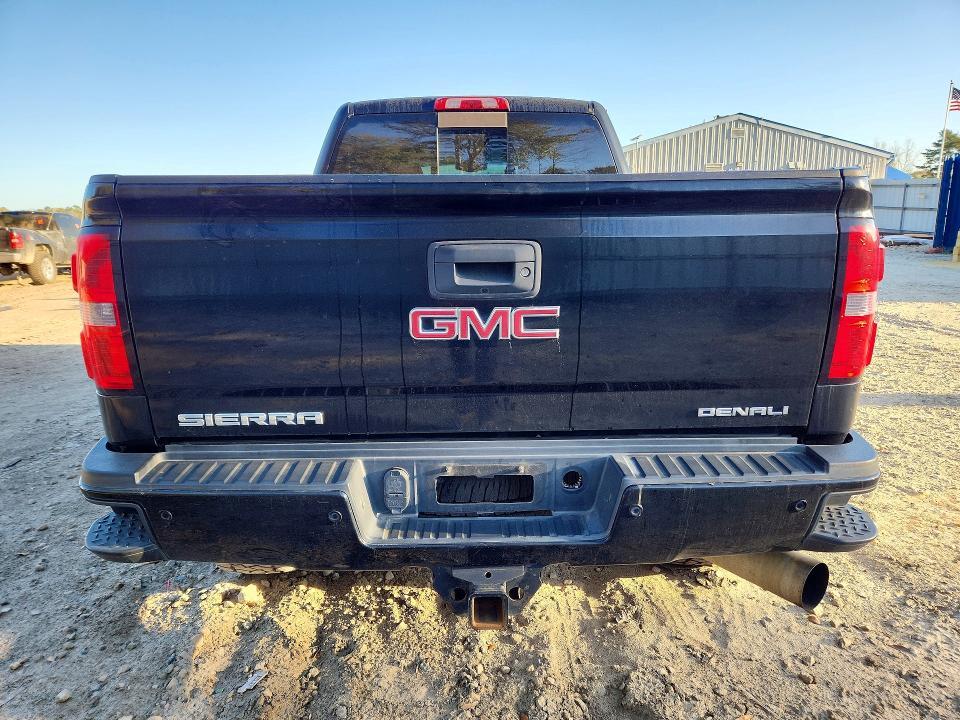 2015 GMC Sierra K2500 Denali