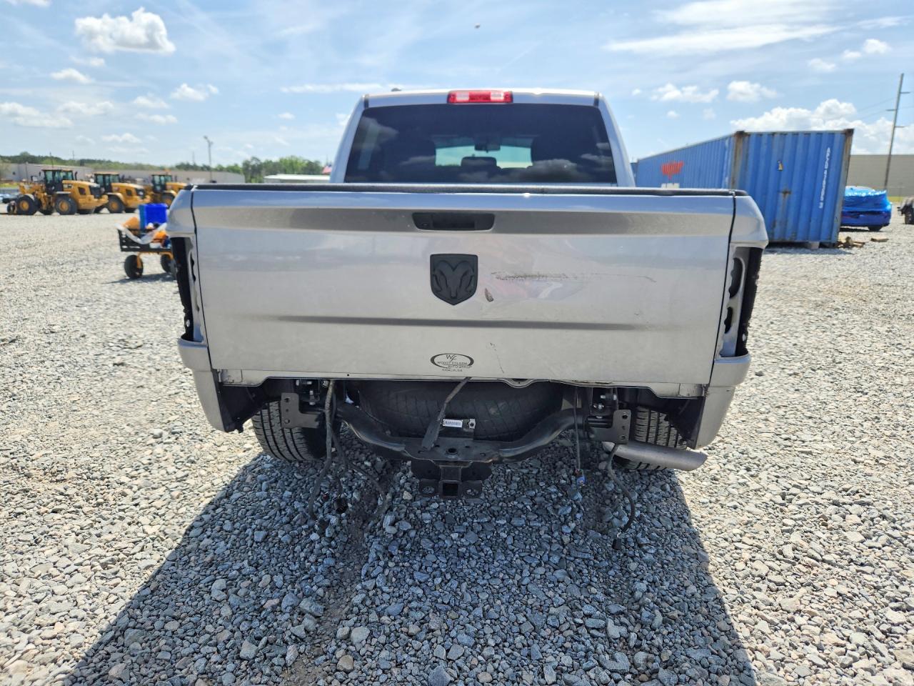 2024 Dodge RAM 1500 Classic SLT