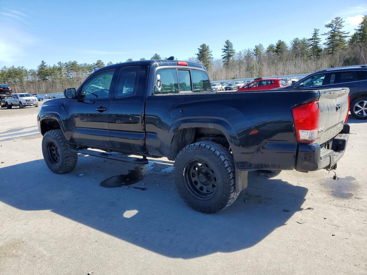 2017 Toyota Tacoma SR