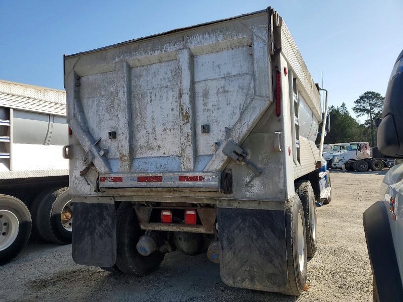 2015 Peterbilt 365 Dump Truck