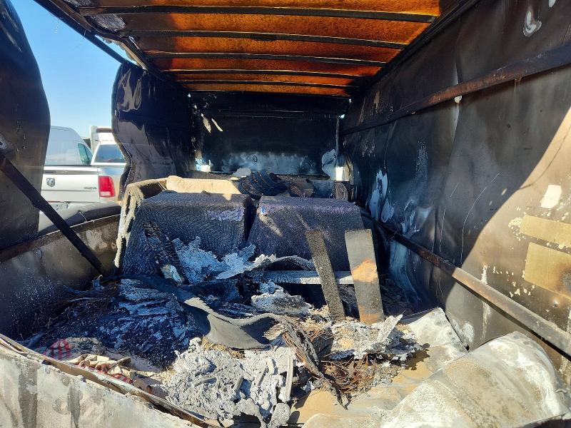 2023 GMC Savana BOX Truck