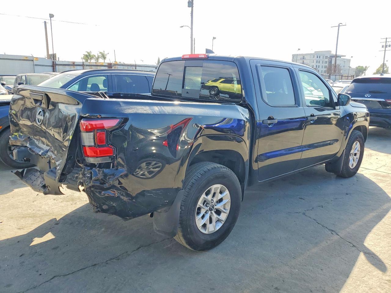 2025 Nissan Frontier S