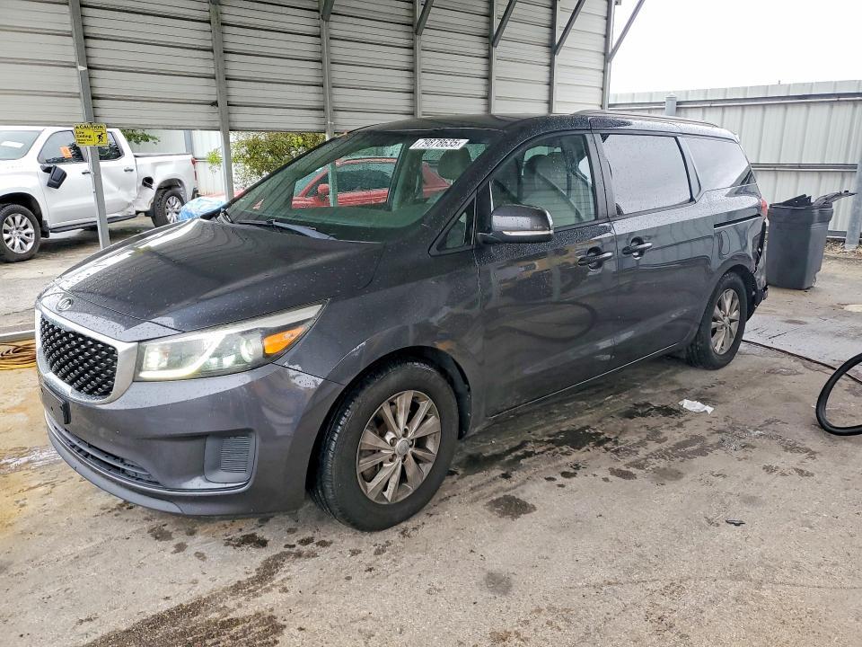 2015 KIA Sedona lx