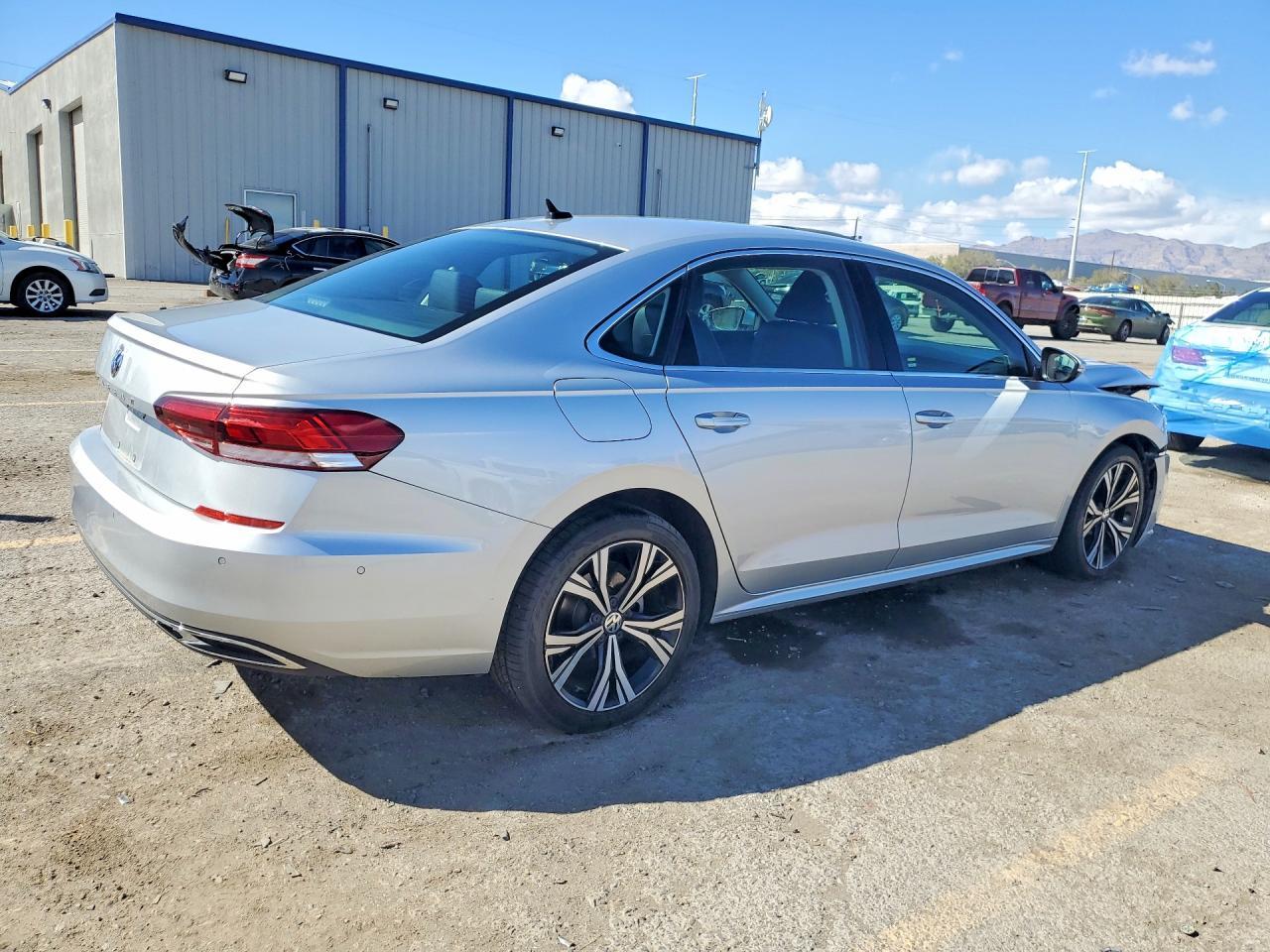 2020 Volkswagen Passat sel