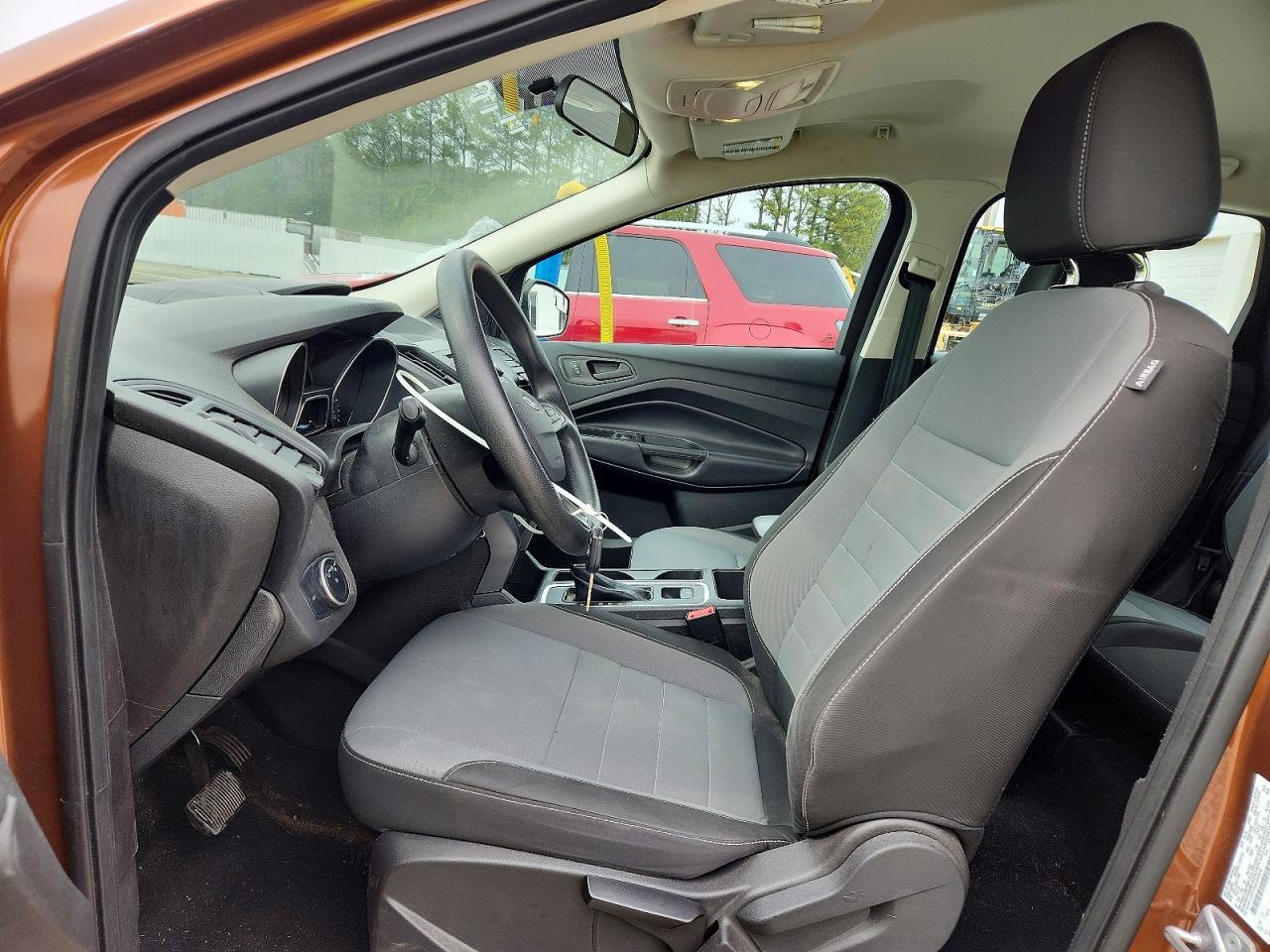 2017 Ford Escape s