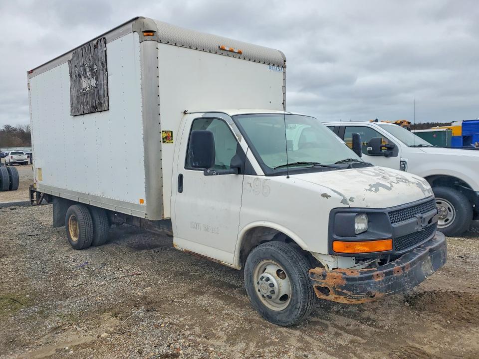 2008 Chevrolet Express BOX Truck