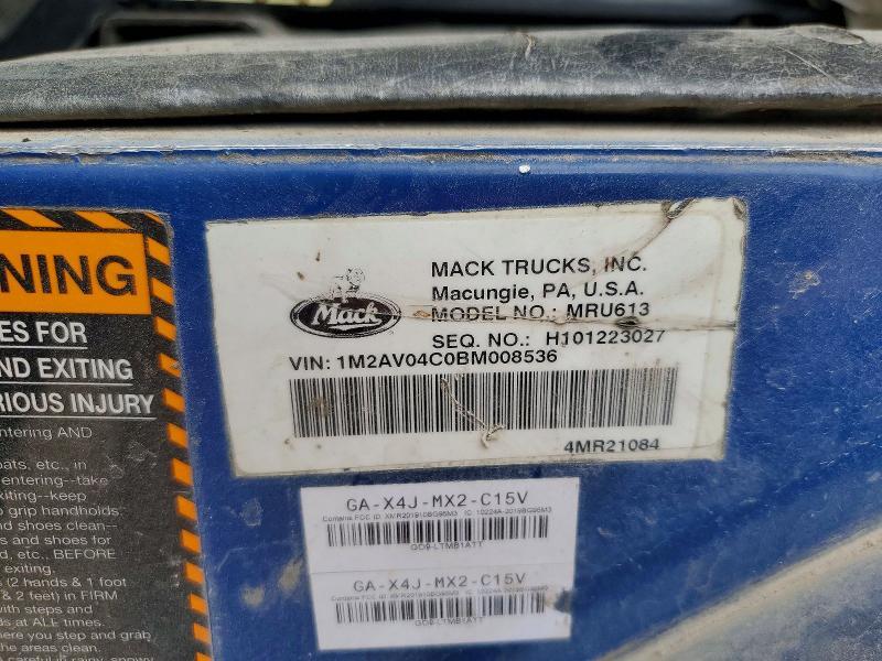2011 Mack MRU613 Refuse Truck