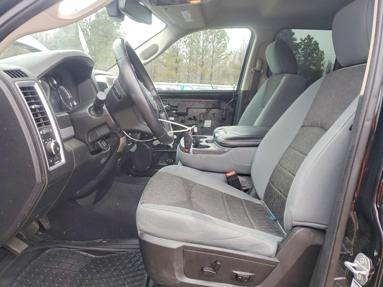 2019 Dodge RAM 1500 Classic SLT