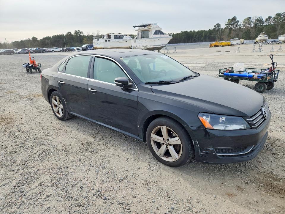 2013 Volkswagen Passat se