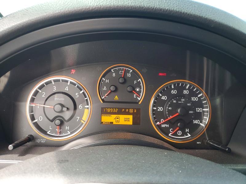 2013 Nissan Armada Platinum