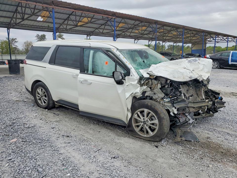 2022 KIA Carnival lx