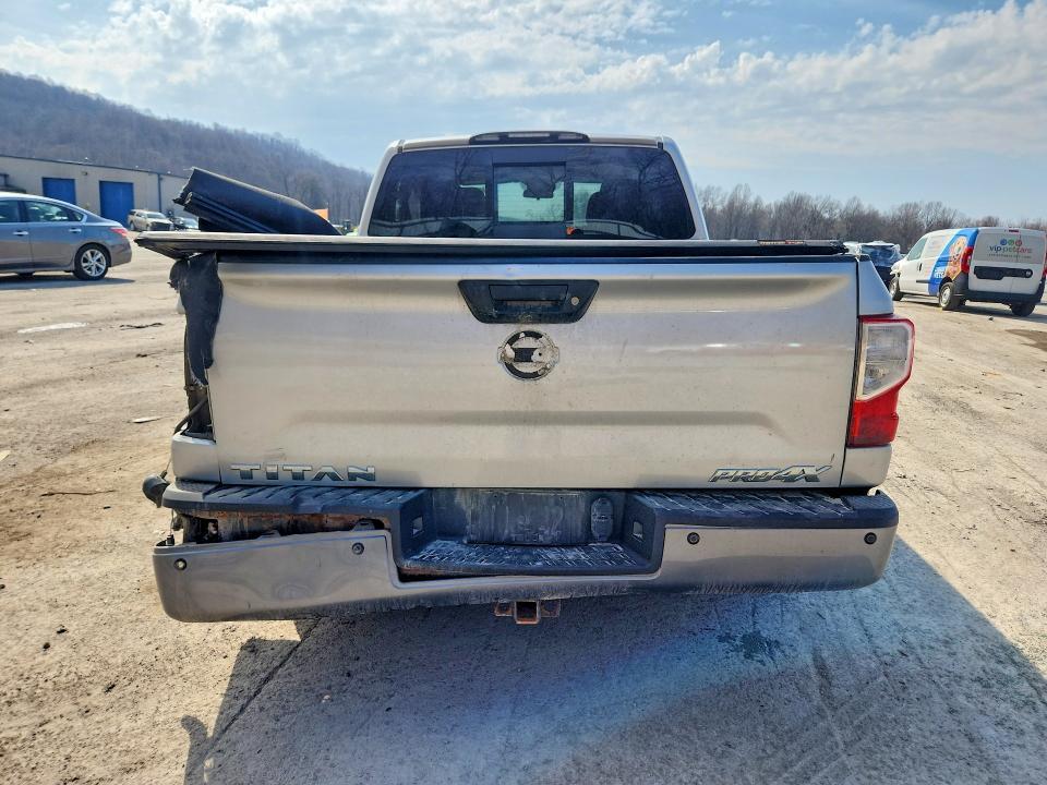 2017 Nissan Titan PRO-4X