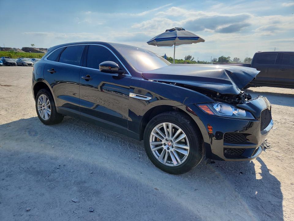 2020 Jaguar F-pace Prestige