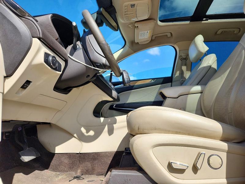 2015 Lincoln Townhouse MKC