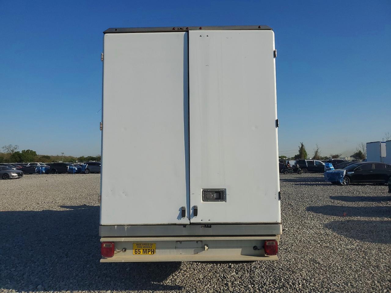 2020 Ford Transit Delivery Truck