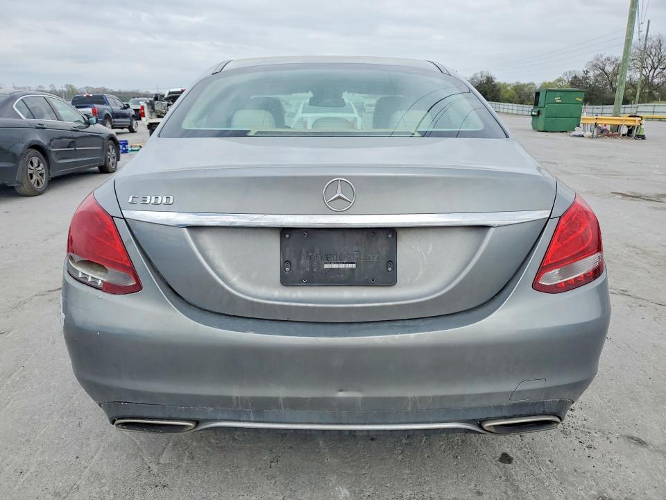2016 Mercedes-Benz C300