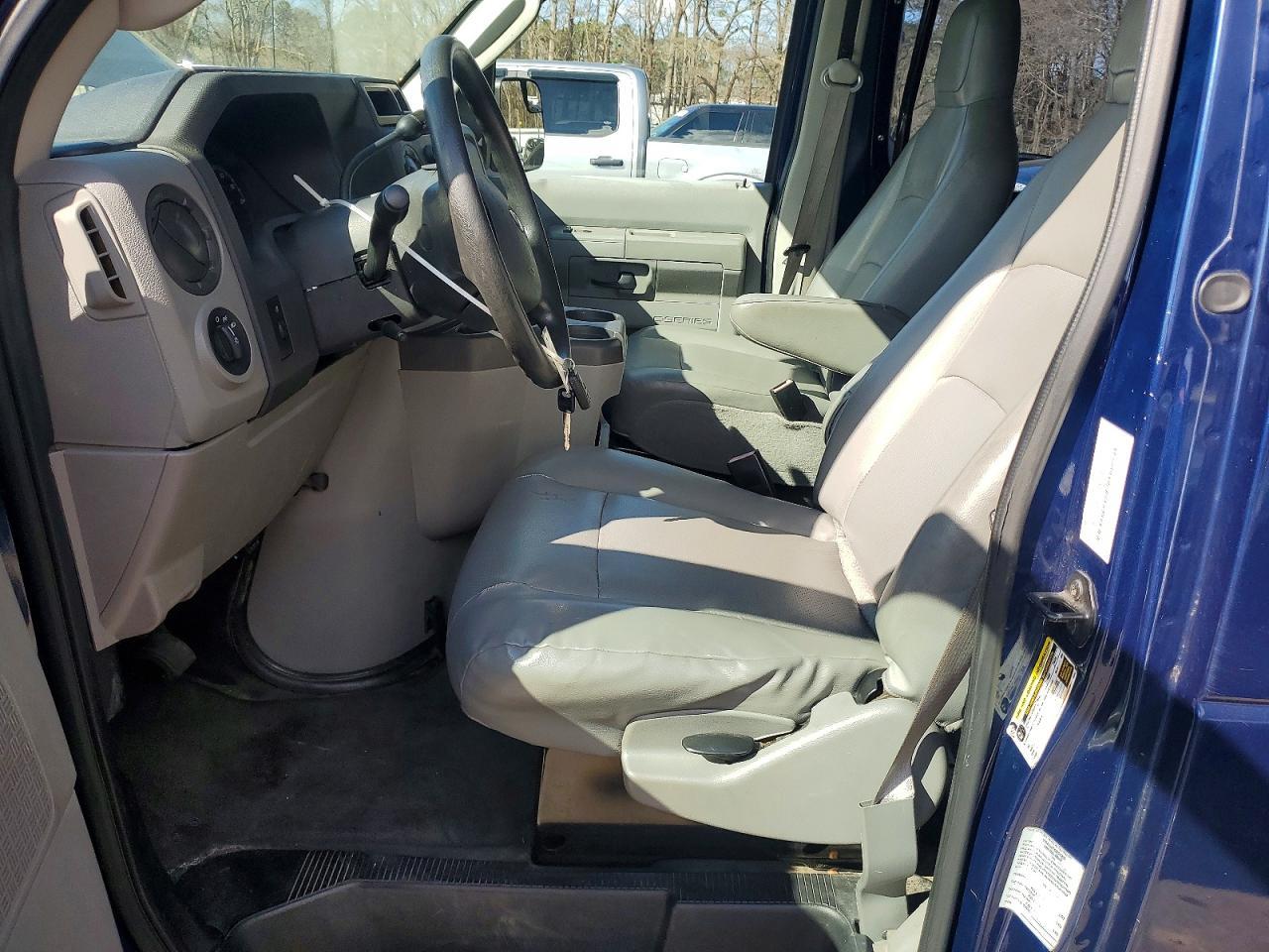 2012 Ford Econoline E350 Super Duty Van