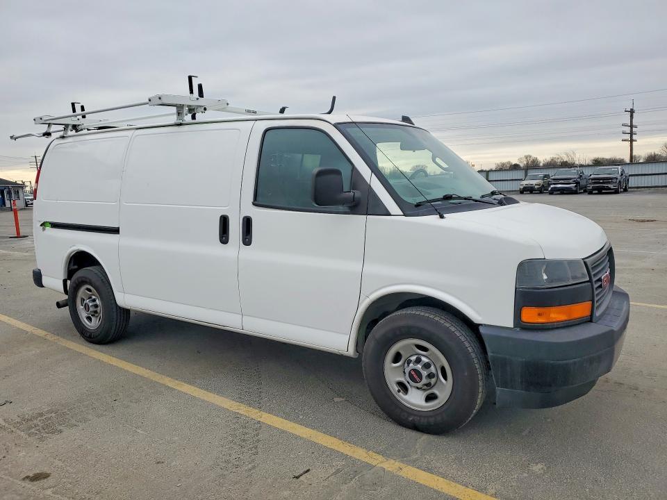 2018 GMC Savana 2500 Utility / Service van