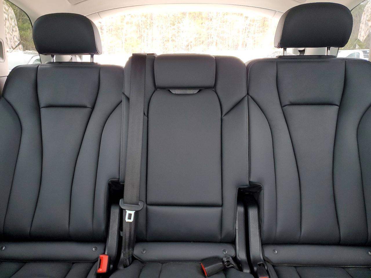 2024 Audi Q7 Premium Plus