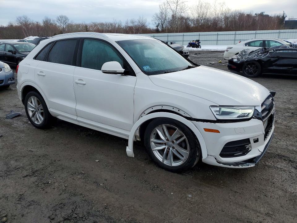 2016 Audi Q3 Premium Plus